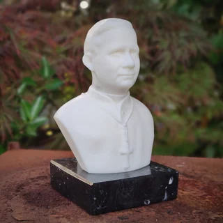 3D-Druck Büste Marmorsockel Garten