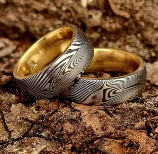 Damaszener Ringe Paar Wellenmuster Gold