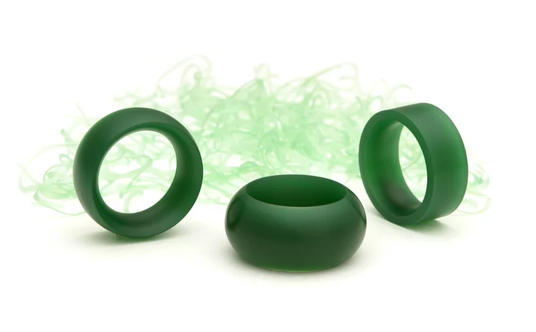 Gedrehte Ringe grün transparent Set