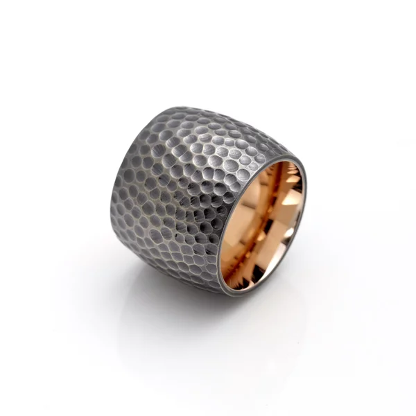 Ring gehämmerte Oberfläche Rosegold Innenseite